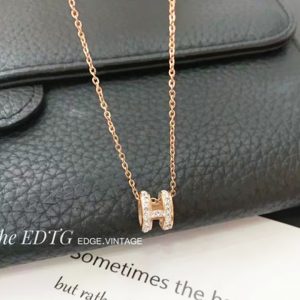 Dây chuyền titan chữ H Hermes