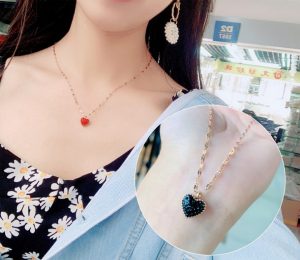 Dây chuyền titan trái tim đính đá đỏ đen