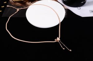 Dây chuyền mì dẹp titan con bướm rớt bi cách điệu