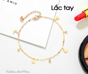Lắc tay titan trăng sao cách điệu màu vàng