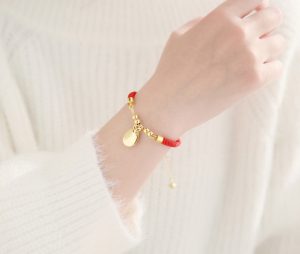 Lắc tay chỉ đỏ mèo thần tài may mắn mạ vàng