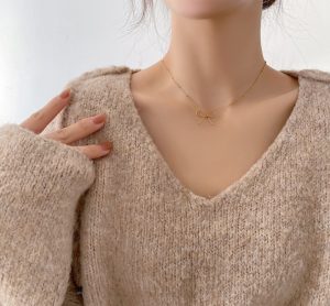 Dây chuyền titan hình cái chiếc nơ