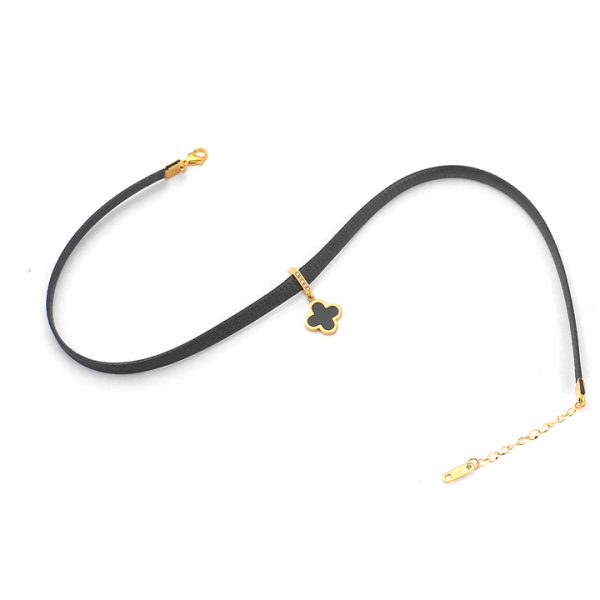 Vòng cổ titan choker màu đen mặt hình hoa 4 cánh đen LV