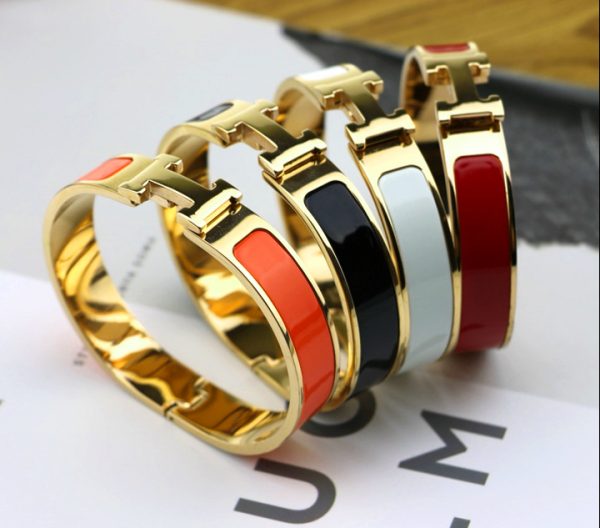 Vòng tay titan thời trang Hermes chữ H