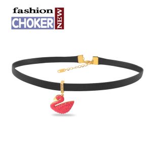 Vòng cổ choker thiên nga đính đá đỏ