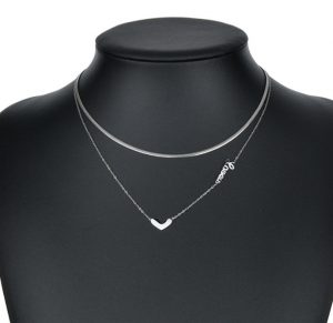 Dây chuyền titan tim cách điệu chữ love phong cách mới