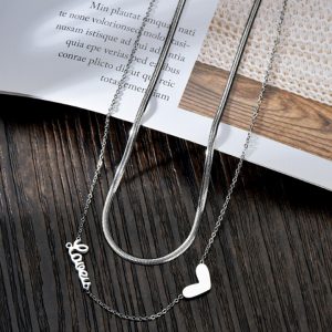 Dây chuyền titan tim cách điệu chữ love phong cách mới