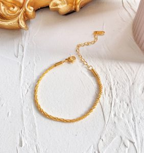 TA220e-Lắc tay titan dây trơn không phụ kiện