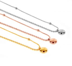 Dây chuyền titan mặt tròn chữ luck