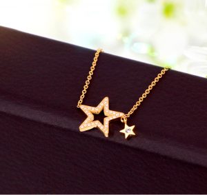 TN359e-Dây chuyền titan ngôi sao đính đá tinh xảo