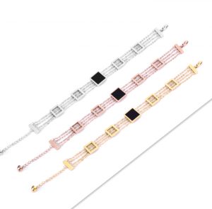 TA235b-Lắc tay titan mặt hình vuông