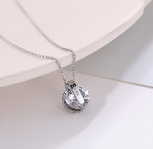 TN371c-Dây chuyền titan love kẹp đá tròn