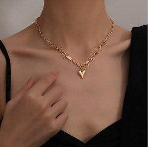 TN389f-Dây chuyền titan trái tim phong cách áo len
