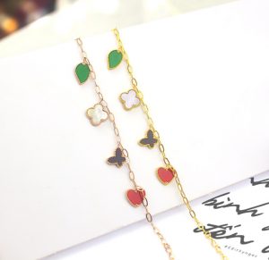 TA286d-Lắc tay nữ titan thời trang LV