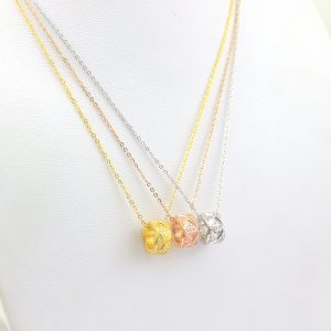 TN402a-Dây chuyền titan chạm hình quả trám đính đá