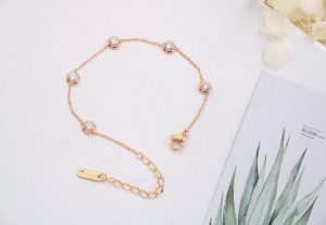 TA300g-Lắc tay titan 5 viên đá tròn nhỏ