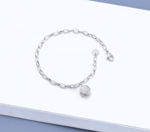 TA303g-Lắc tay titan hỷ phúc màu trắng