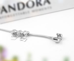 Lắc vòng tay titan phong cách Pandora TA317