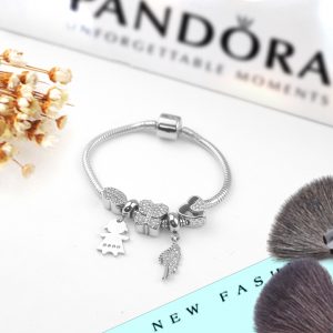 Lắc vòng tay titan phong cách Pandora TA318
