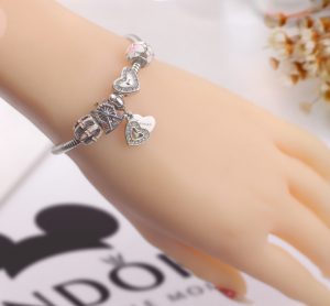 Lắc vòng tay titan phong cách Pandora TA319