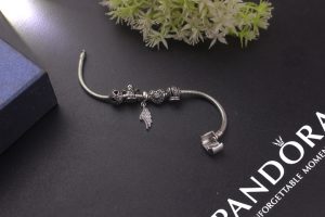 Lắc vòng tay titan phong cách Pandora TA321