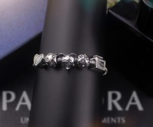 Vòng tay titan pandora không gỉ chuột mickey