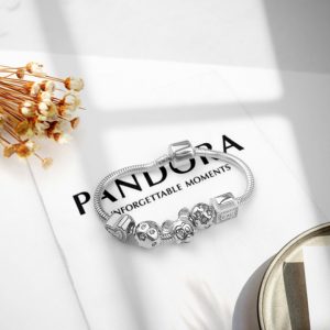 Vòng tay titan pandora không gỉ chuột mickey