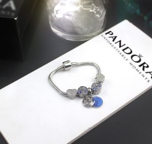Vòng lắc tay titan phong cách pandora TA326