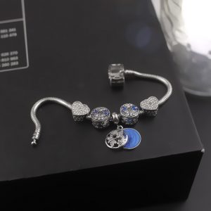 Vòng lắc tay titan phong cách pandora TA326