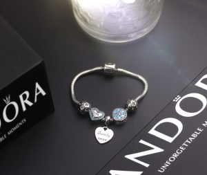 Vòng tay titan thời trang pandora TA327