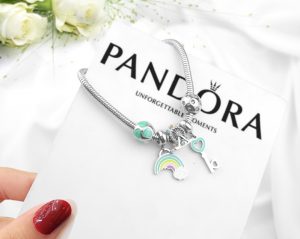 Vòng tay titan thời trang pandora TA329
