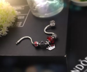 Vòng tay titan thời trang pandora TA340
