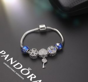 Vòng tay titan thời trang pandora TA344