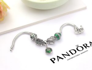 Vòng tay titan thời trang pandora TA348