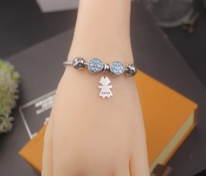 Vòng tay titan thời trang pandora TA350