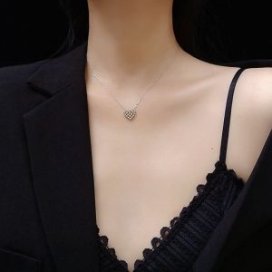 Dây chuyền titan trái tim
