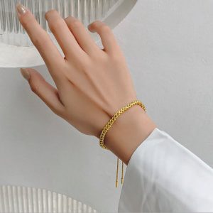 Lắc tay nữ titan dây rút