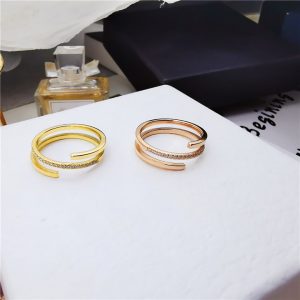 Nhẫn titan 2 vòng đính kim cương