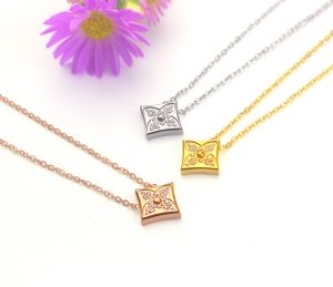 Dây chuyền titan hình thoi thời trang LV