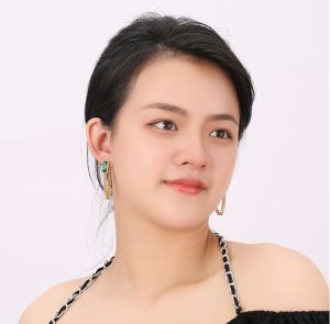 TB040g-Bông tai nữ titan mặt chữ nhật đá màu xanh