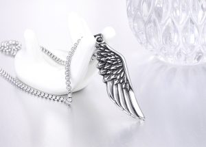 MD043d-Mặt dây chuyền nam thép titan hình lông vũ