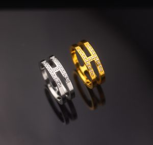 TC205d-Nhẫn nữ thép titan chữ H thời trang Hermes