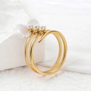 TC267d-Nhẫn nữ titan 3 viên đá cao