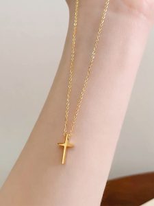 TN664g-Dây chuyền nữ titan mặt hình thánh giá