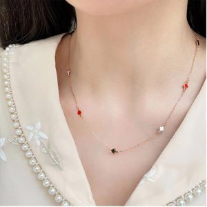 TN673e-Dây chuyền nữ titan hoa 4 cánh van cleef LV cách điệu