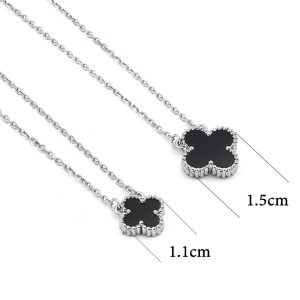 TN725e-Dây chuyền titan hoa 4 cánh van cleef mặt lớn 15mm nền đen