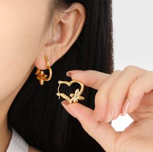 TB234e-Bông tai nữ titan trái tim