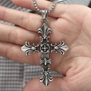 MD635d-Mặt dây chuyền nam thép titan chữ thập phong cách chrome heart