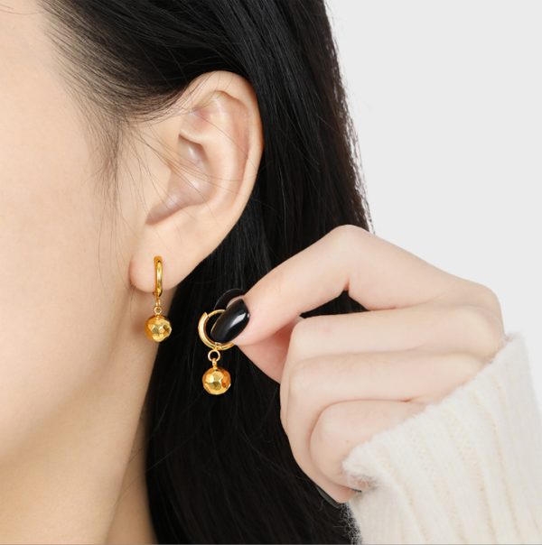 TB249f-Bông tai nữ titaan khoen tròn rớt bi