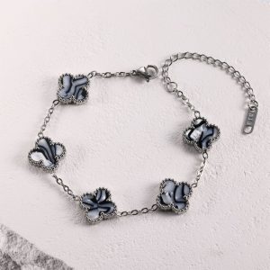TA497b Lắc tay titan hoa 4 cánh van cleef